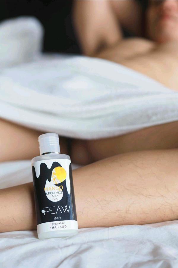 Peaw-1-泰國模型為您的樂趣